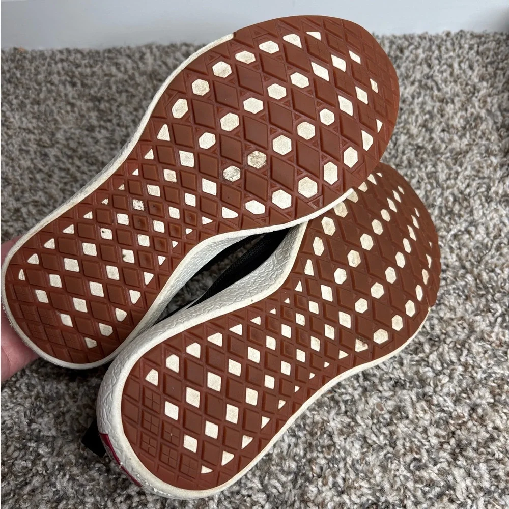 Vans Ultra range Tan and Black Shoes - Picture 6 of 6
